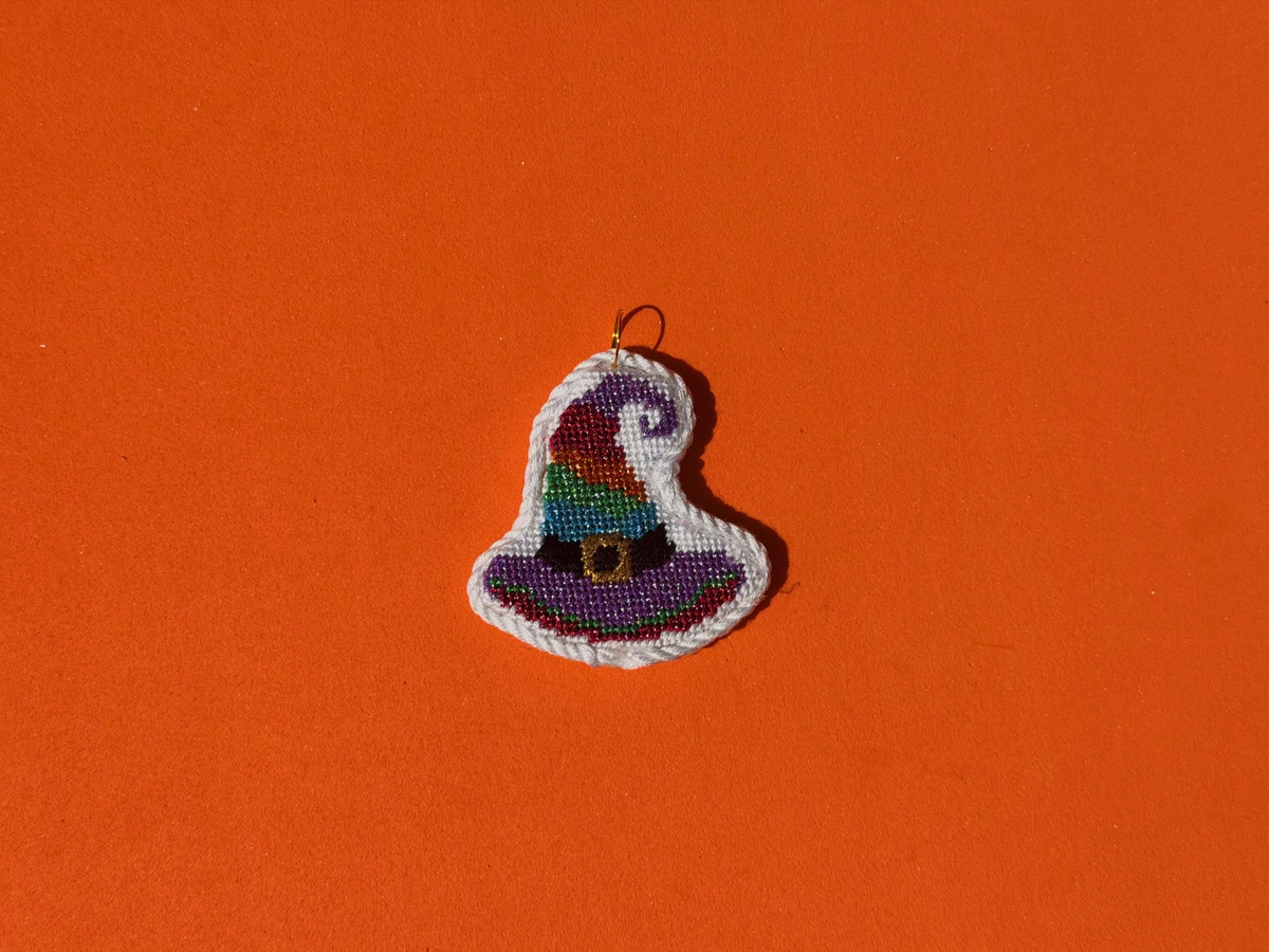 Rainbow Witch Hat | Needlepoint Charm Bar