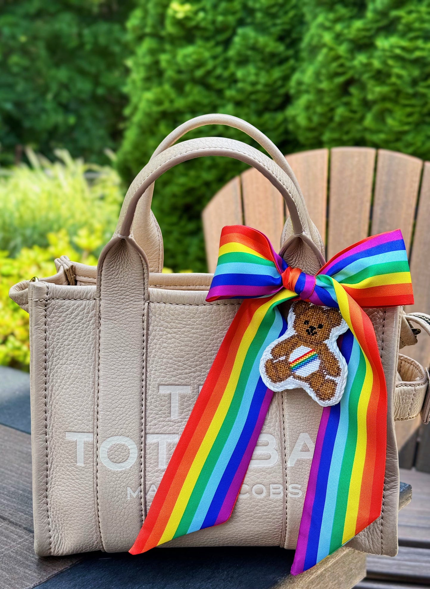 Rainbow Bear Canvas | Needlepoint Charm Bar