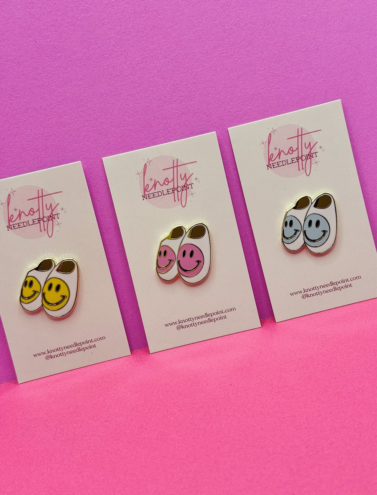 Pink Smiley Face Slipper Needleminder